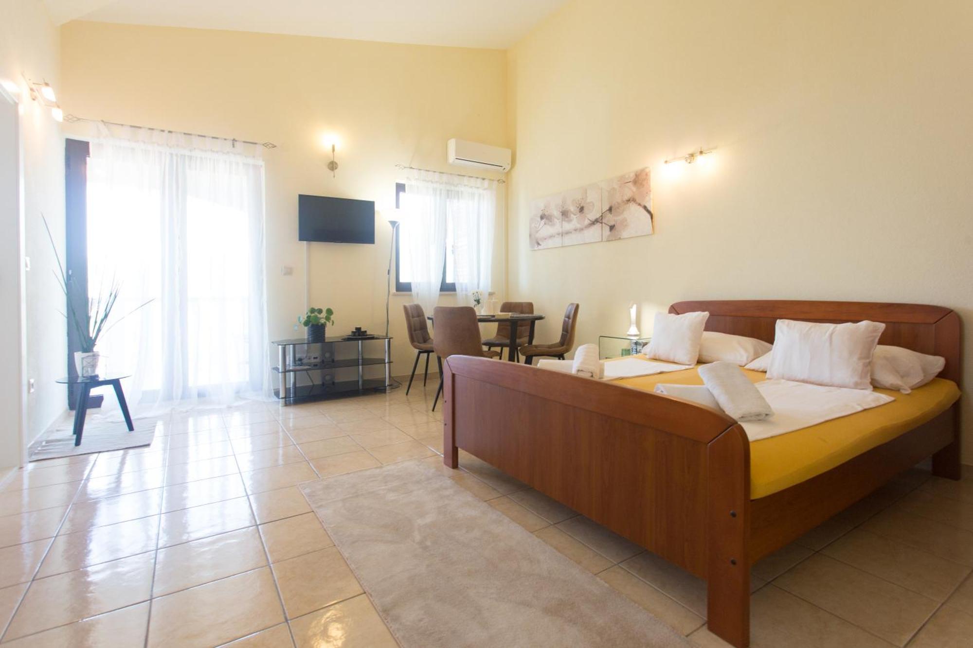 Apartmani Stanic Seget Vranjica Quarto foto