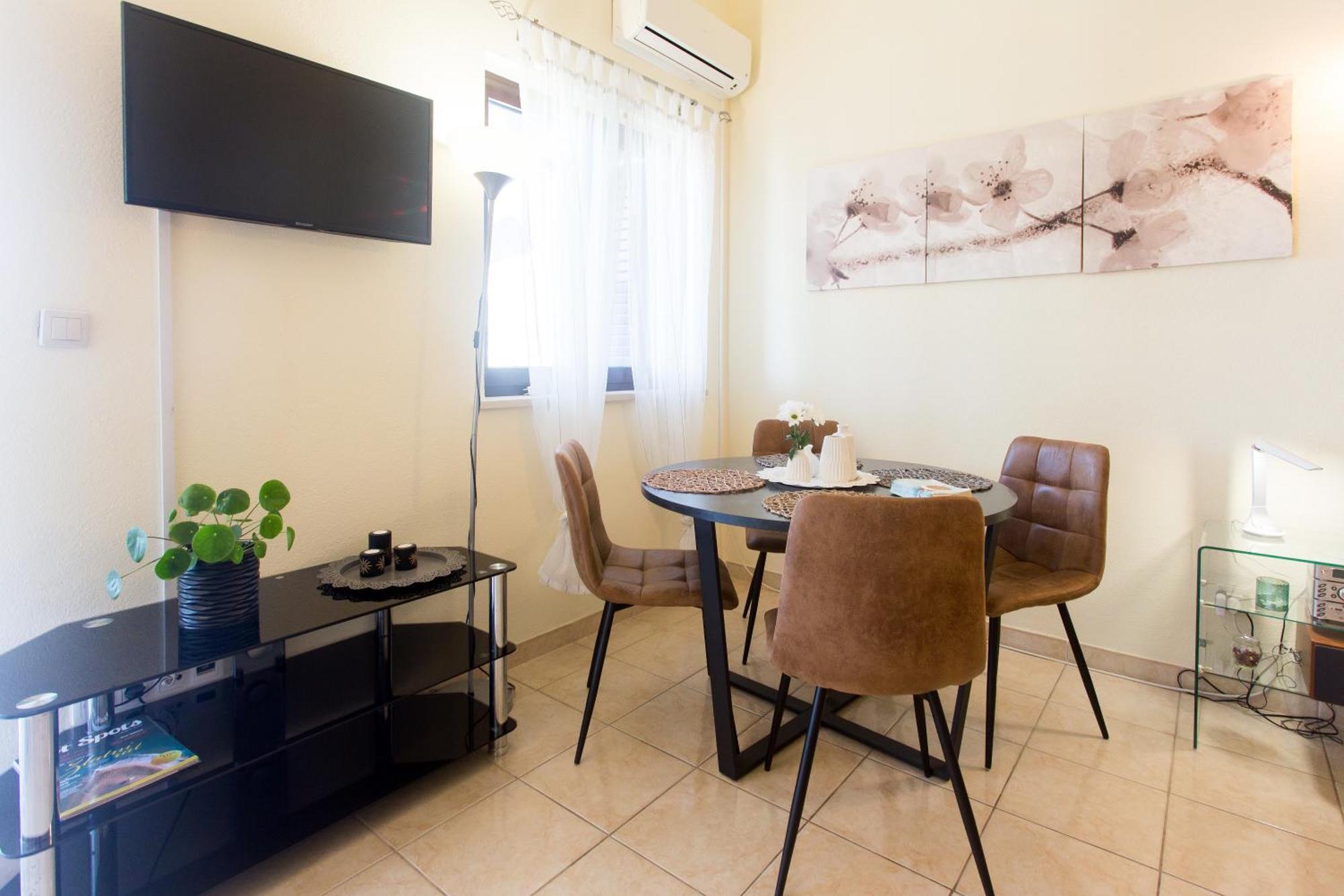 Apartmani Stanic Seget Vranjica Quarto foto